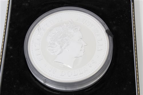 Lot 98 - Australia - pure silver Kilo $30 coin -...