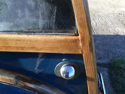 Lot 1984 - 1971 Morris Minor 1000 Traveller, Reg. No. KGK 898K, finished in blue with beige vinyl interior.