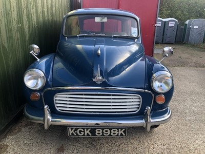 Lot 1984 - 1971 Morris Minor 1000 Traveller, Reg. No. KGK 898K, finished in blue with beige vinyl interior.
