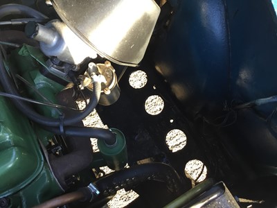 Lot 1984 - 1971 Morris Minor 1000 Traveller, Reg. No. KGK 898K, finished in blue with beige vinyl interior.