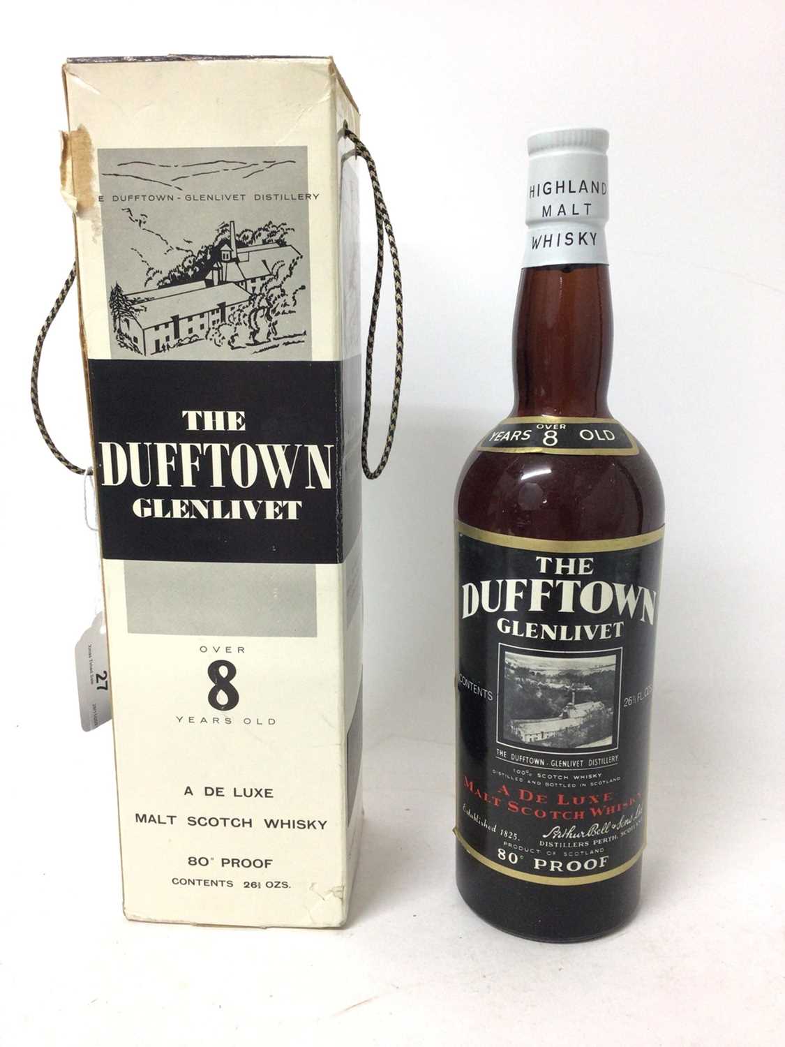 Lot 27 - Dufftown Glenlivet Over 8 years old De Luxe Scotch Whisky, 80 proof, 26 2/3 fl. ozs, in original case