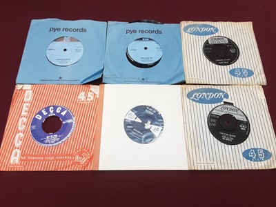 Lot 447 - Vintage case of single records including Elvis Presley 45-POP 359 (silver x 2), Eddie Cochran (Tri 45 HL U 8386), Billy Ward and the Dominoes (RE V 1114), Dion and the Belmonts, Danny and the Junio...