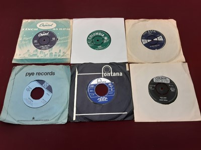 Lot 447 - Vintage case of single records including Elvis Presley 45-POP 359 (silver x 2), Eddie Cochran (Tri 45 HL U 8386), Billy Ward and the Dominoes (RE V 1114), Dion and the Belmonts, Danny and the Junio...