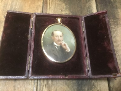 Lot 251 - Early 20th century portrait miniature on ivory, a Gentleman, oval, in hinged case