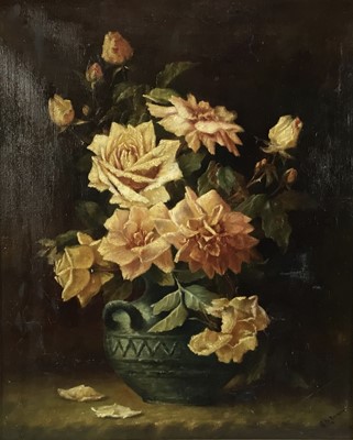 Lot 144 - A de Racourt, oil on canvas, 
A still life of flowers, signed and dated 1918, in gilt frame. 50 x 40cm.