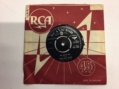Lot 2265 - Stunning Ex copy of "Boy Meets Girl" by Paper Blitz Tissue from 1967 RCA 1652.