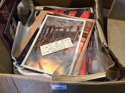 Lot 2299 - Box of music memorabilia including Beatles, press cuttings, ephemera, canvas images, concert tickets etc. Also includes concert programmes for Springsteen, Supertramp, Who, Peter No one etc ( signe...