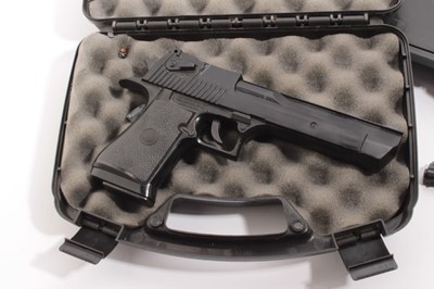 Lot 1078 - Air Pistol- Umarex. 177 calibre air pistol, together with a .22 calibre bolt action air pistol and a plastic softair Desert Eagle pistol (3)