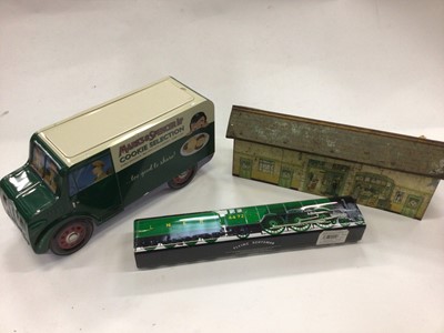 Lot 1841 - Railway Three boxes of Hornby o gauge tin plate to include engines, rolling stock, track and buildings