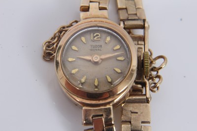 Lot 200 - 1950s 9ct gold ladies Tudor Royal wristwatch