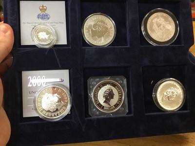 Lot 447 - World - Mixed silver coinage to include Australia 'Kookaburra' Dollar 1997, Canada 'Maple Leaf 1997, G.B. 'Britannia' 1997 British Trade Dollar 1902B AVF, United States 'Eagle' 1997 and others (14...