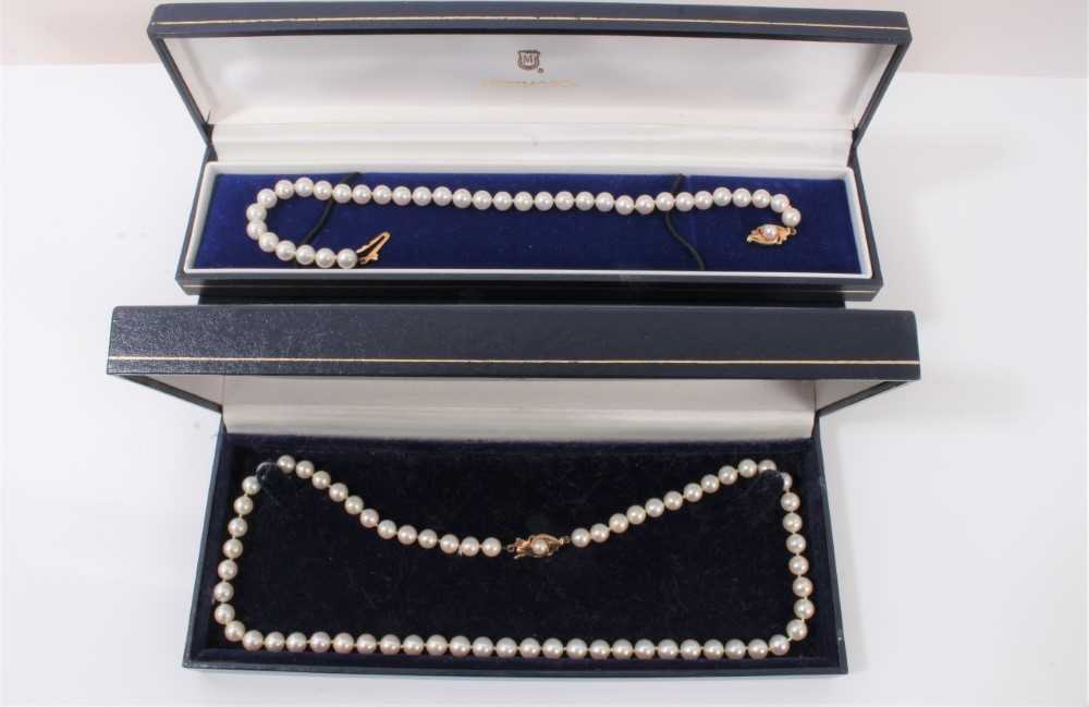 Lot 249 - Mikimoto cultured pearl necklace and matching bracelet with 9ct gold clasps