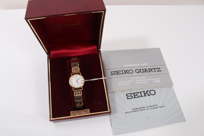 Lot 251 - Ladies Seiko 9ct gold wristwatch