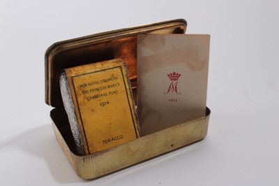 Lot 967 - First World War Princess Mary Gift Tin with original Tobacco packet and 1915 New Year card, the tin named under lid' G.S.M. C. G. Wash. Essex. Reg.