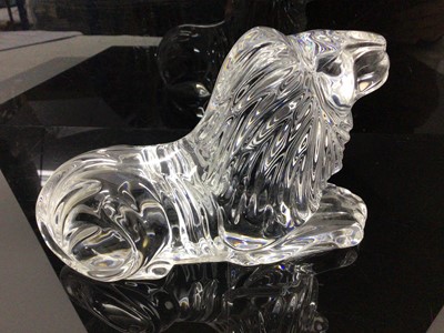 Lot 102 - Waterford crystal model of a lion, 17.5cm long