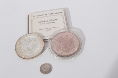Lot 482 - World - mixed silver coins to include US 1oz bullion coins 1994 and (Texas) 1988, half dollar 1944 and