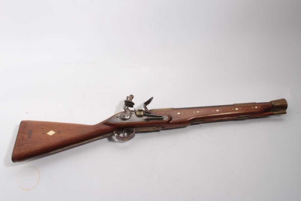 Lot 1093 - Decorative Scratch built wheel lock musket with inlaid stock and similar flintlock blunderbuss ( both non firing) (2)