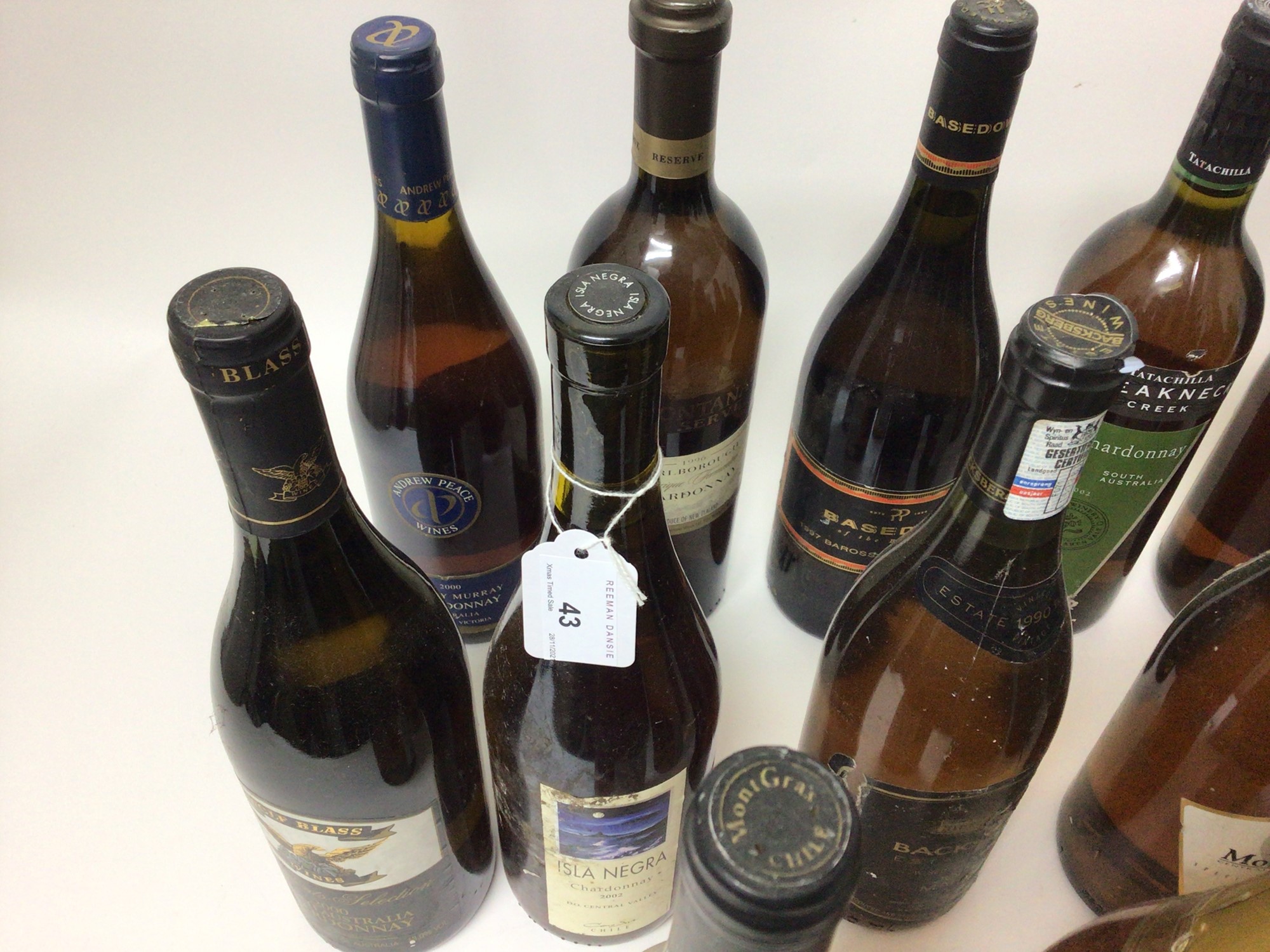 Lot 43 Twenty bottles of white wine