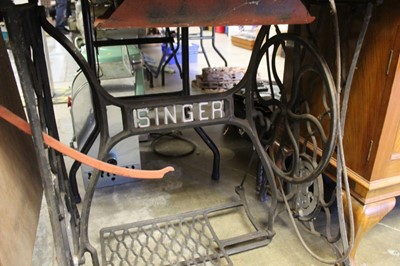 Lot 2615 - Singer heavy duty sewing machine