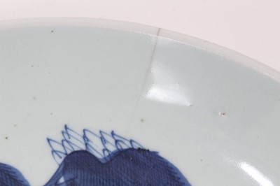 Lot 171 - Chinese blue and white saucer dish