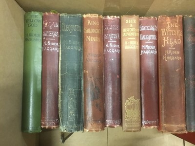Lot 1700 - T. E. Lawrence: Seven Pillars of Wisdom, 1935 first public edition, together with other books
