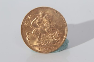 Lot 556 - G.B. - Gold Sovereign, Edward VII 1909 GVF-AEF (1 coin)