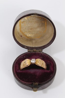 Lot 381 - Edwardian 9ct gold diamond single stone ring
