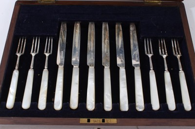 Lot 395 - Canteen of silver fruit/ dessert cutlery with mother of pearl handles