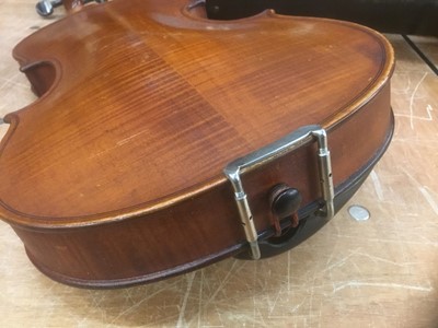 Lot 79 - Violin in case with bow, two-piece back measuring 37cm long including nose