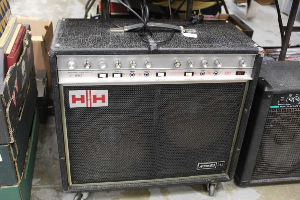 Lot 2641 - HH IC - 100-Combo 212 Amplifier