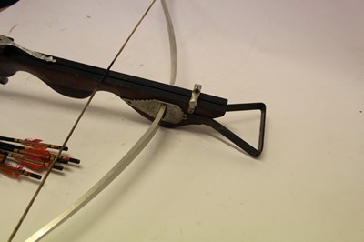 Lot 1099 - Crossbow and bolts