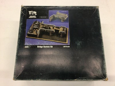 Lot 1826 - Britains European Farmhouse Tactical Scene boxed (x2) Famous landmarks, Horseguards plus other boxed dioramas (qty)
