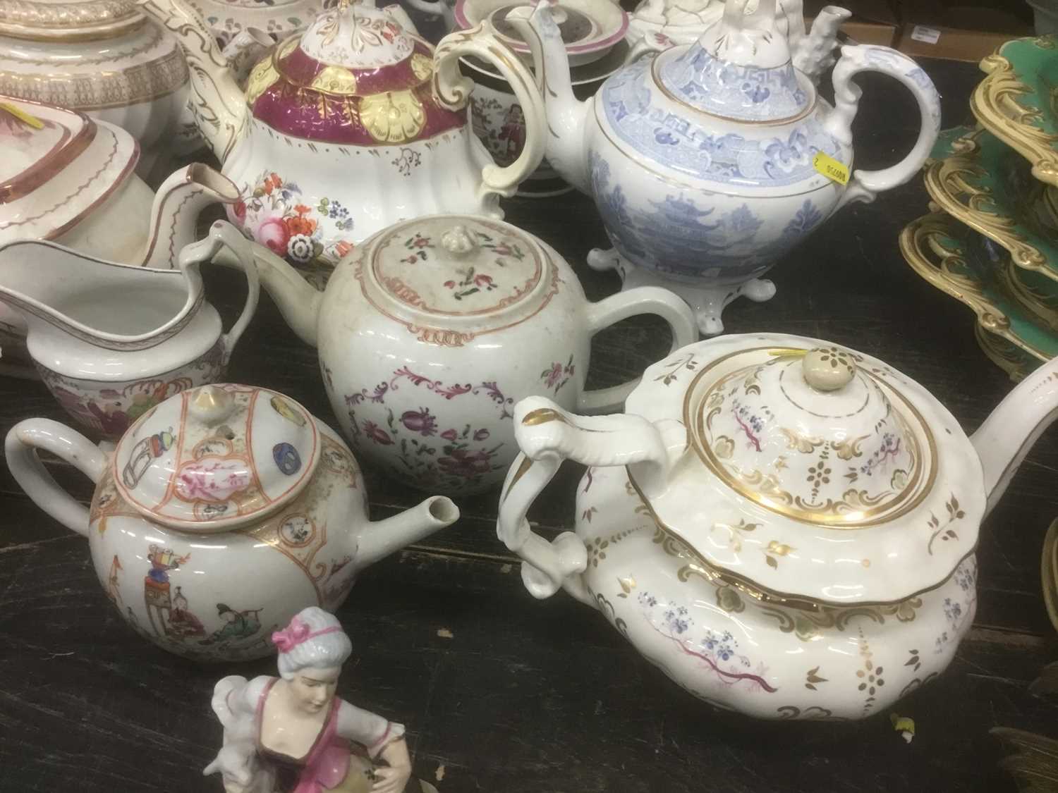 Lot 138 Collection of teapots