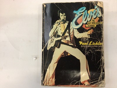 Lot 1517 - Elvis book autographed by Elvis's session musicians including James Burton and Myrna Smith, Jerry Scheff and Ronnie Tutt