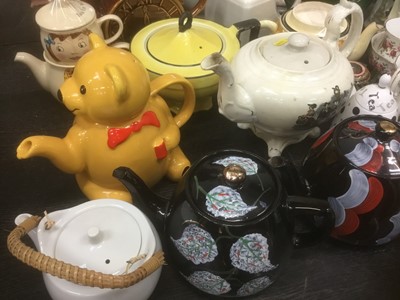 Lot 135 - Collection of novelty teapots, together with antique books, Paragon tea service, figurines and sundries