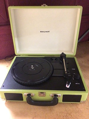 Lot 400 - Bauhn portable record player