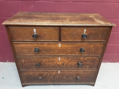 Lot 865 - George III oak chest of drawers