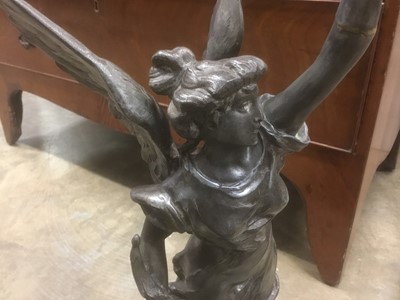 Lot 136 - Pair of Continental spelter figural lamps
