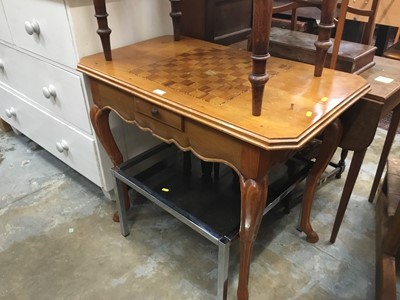 Lot 931 - Mid-19th century French walnut games table with inset chessboard top, drawer below containing draughts pieces , shaped frieze on cabriole legs 92 cm wide