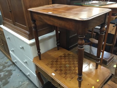 Lot 932 - Victorian mahogany occasional table on turned legs 76 cm wide